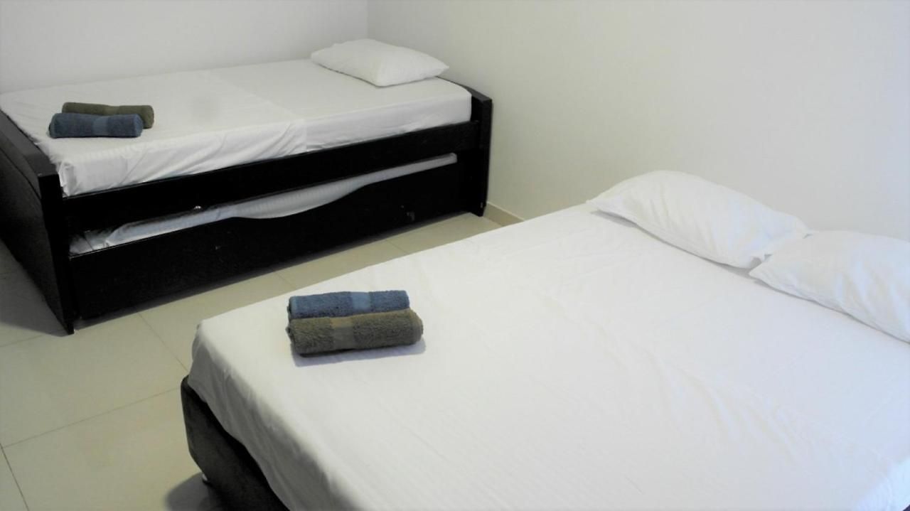 In Guest - C7-l Near The Sea With Pool Air Conditioning And Wifi *