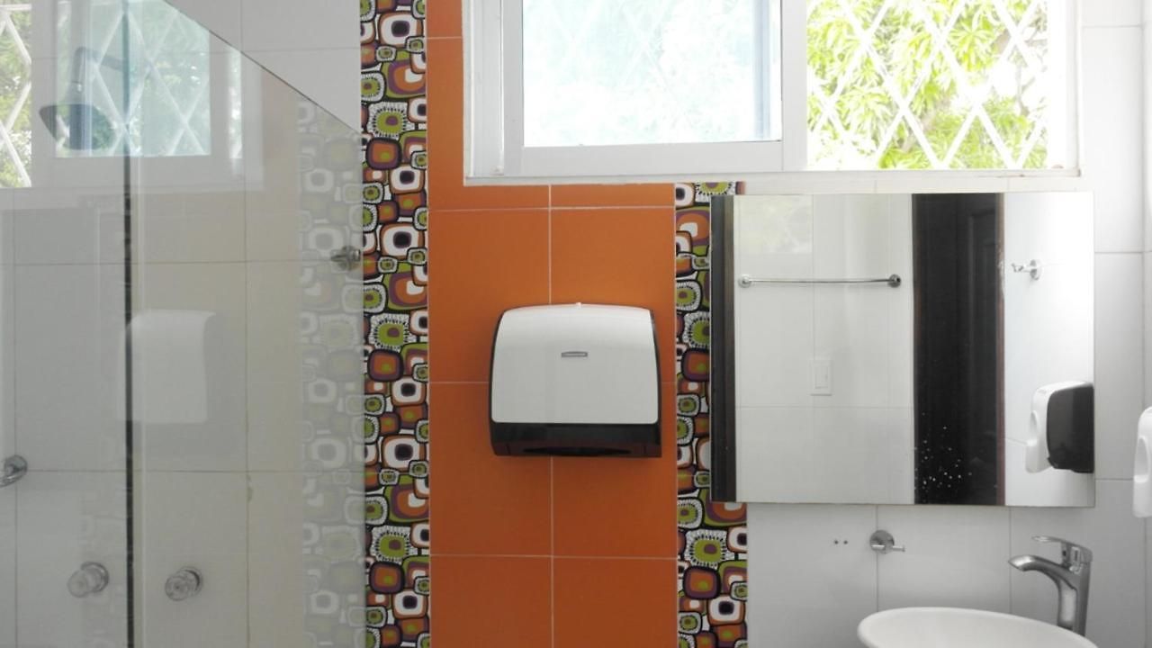 In Guest - C7-l Near The Sea With Pool Air Conditioning And Wifi *