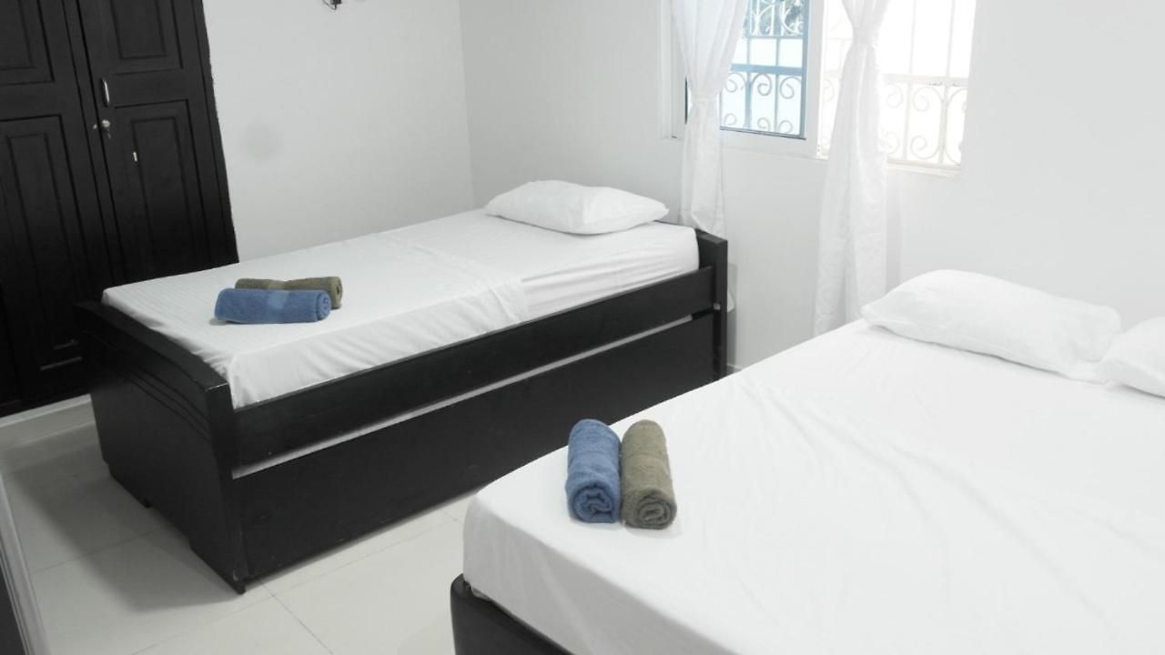 In Guest - C7-l Near The Sea With Pool Air Conditioning And Wifi Pensión