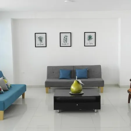 Pensión In Guest - C7-l Near The Sea With Pool Air Conditioning And Wifi Cartagena