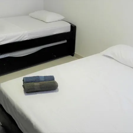 In Guest - C7-l Near The Sea With Pool Air Conditioning And Wifi *