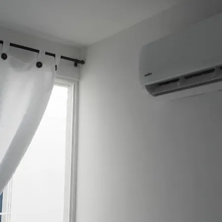 In Guest - C7-l Near The Sea With Pool Air Conditioning And Wifi Cartagena